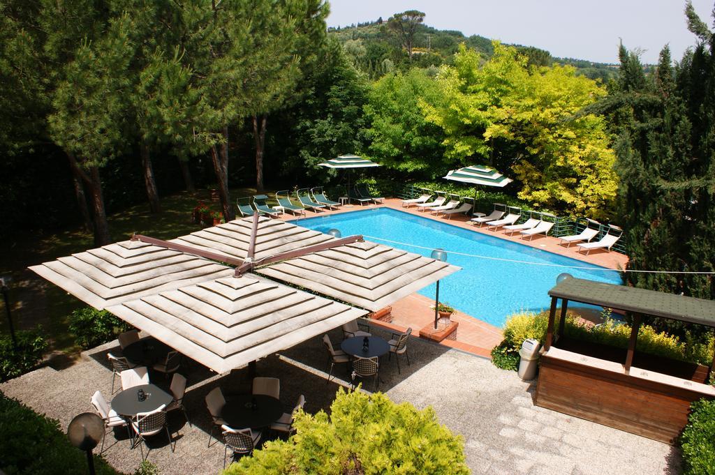 فندق Tavarnelle Val di Pesaفي  بارك هوتل شيانتي المظهر الخارجي الصورة